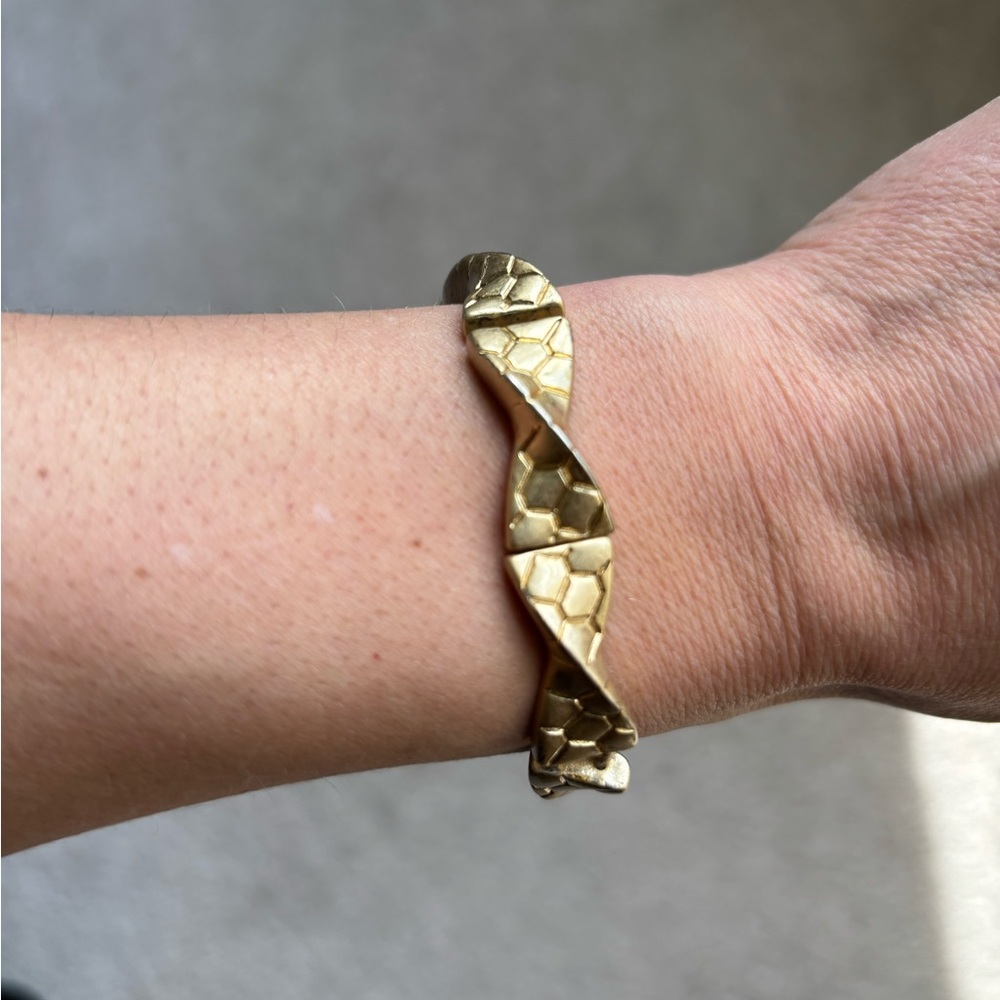 Lia Sophia Matte Gold Tone Stretch Bracelet